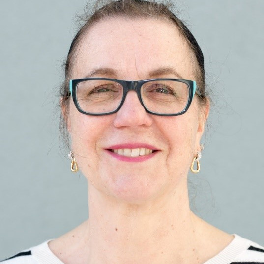  Ines Müller