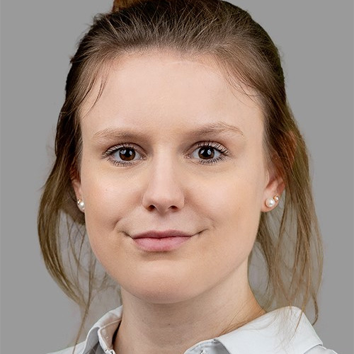  Laura Priesmeier